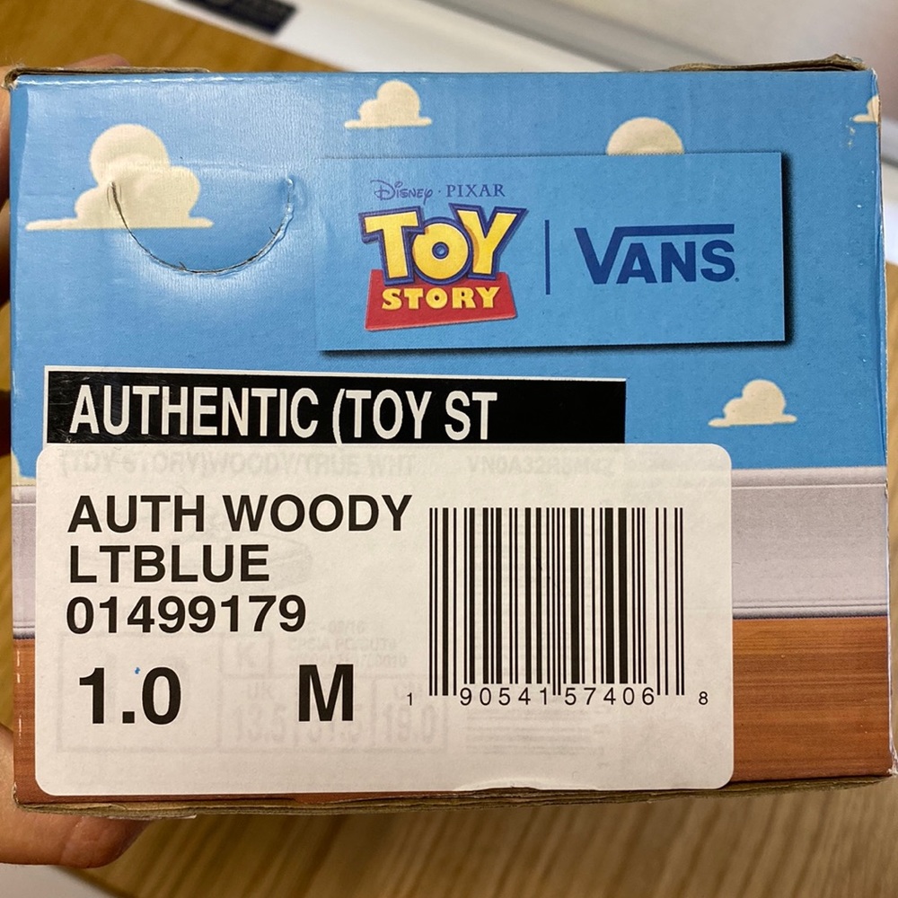 Toy Story vans woody